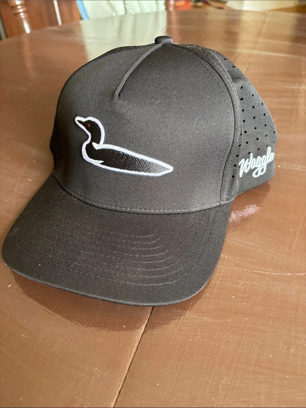 Black Men's Loon Lake Hat Waggle NWOT